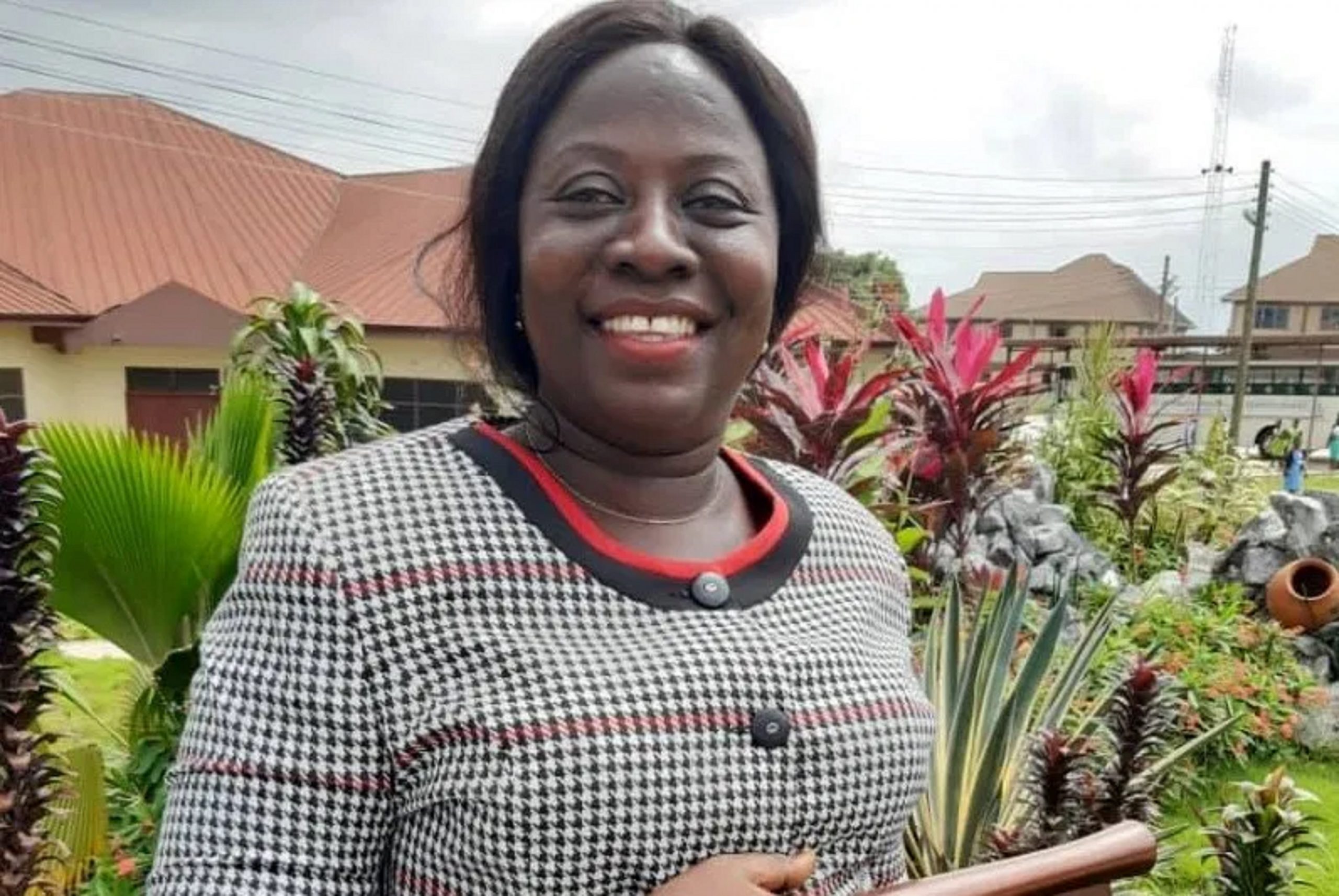 KNUST SHS Headmistress Ms Felicia Asamoah Dankwaa