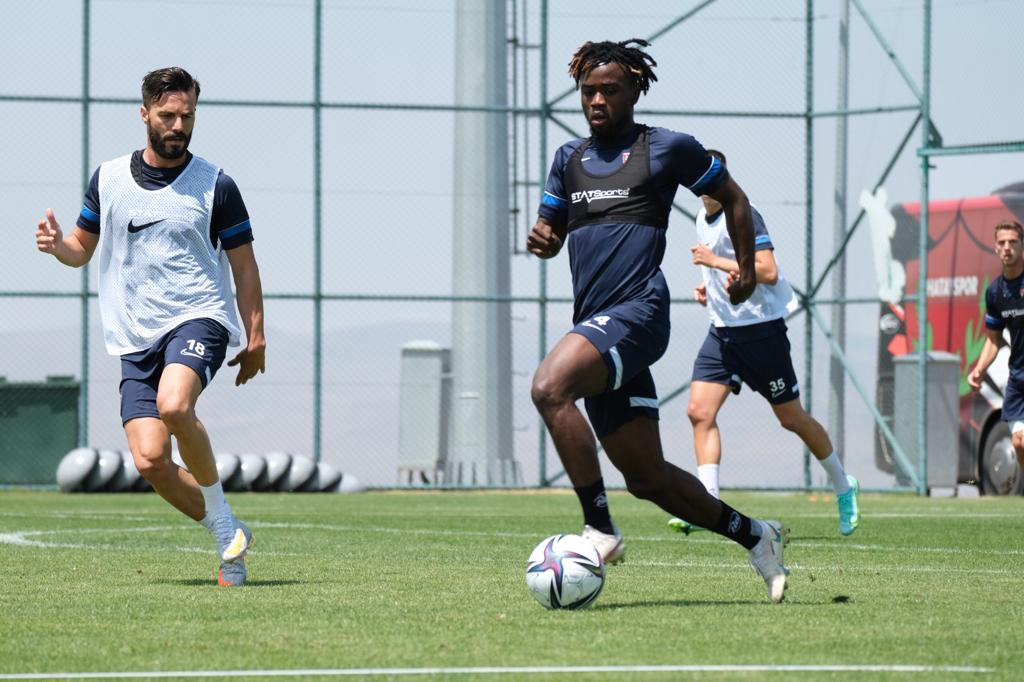 "Playing against Balotelli will be a dream come true" - Joseph Akomadi