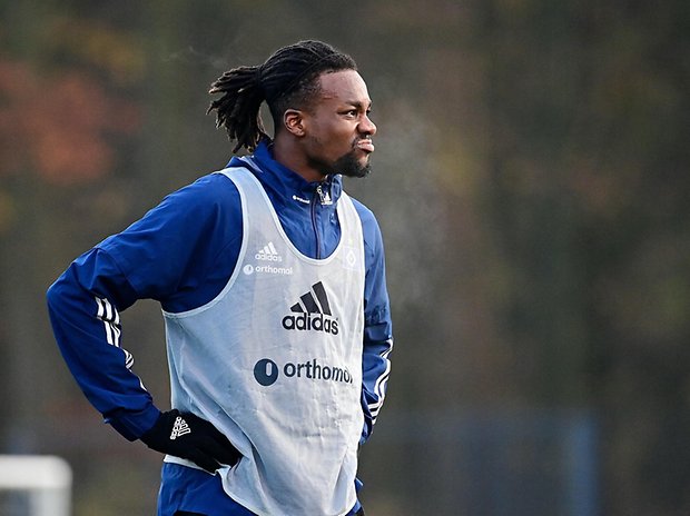 Gideon Jung injures knee could be out for months