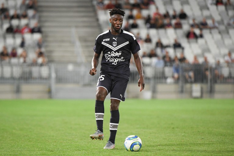 Enock Kwateng provides support for Bordeaux fans