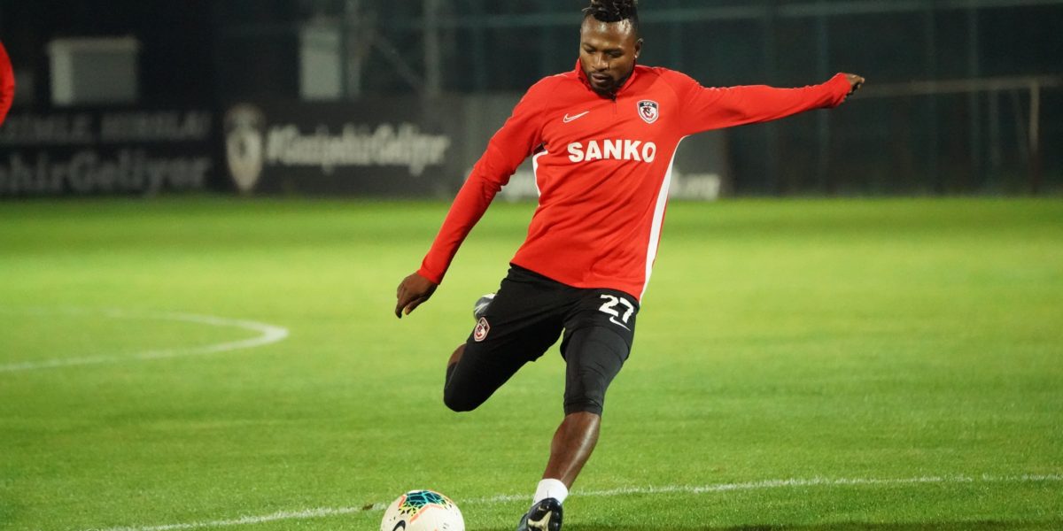 Hannover 96 working to offload out-of-form Ghanaian attacker Patrick Twumasi