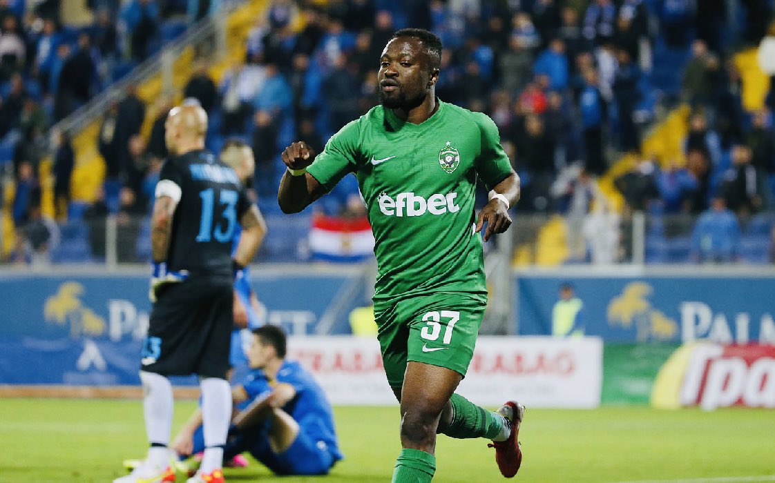 Bernard Tekpetey scores in Ludogorets win over Levski Sofia