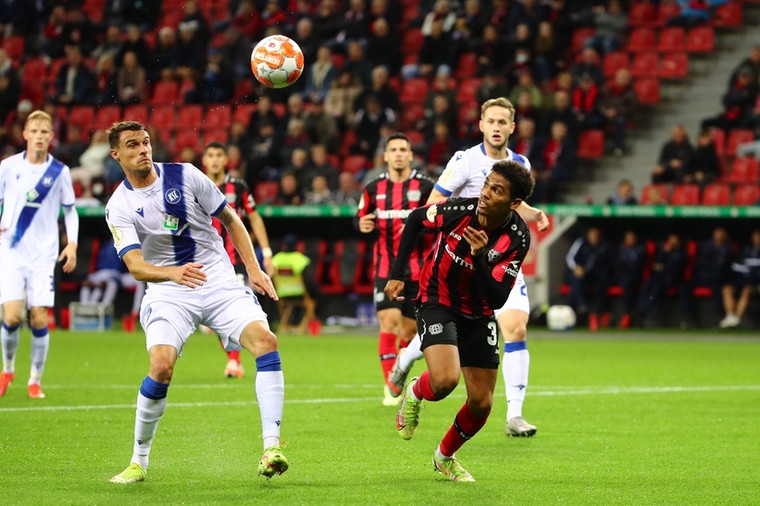 Dutch-born defender Jeremie Frimpong finds net as Leverkusen loses German cup tie