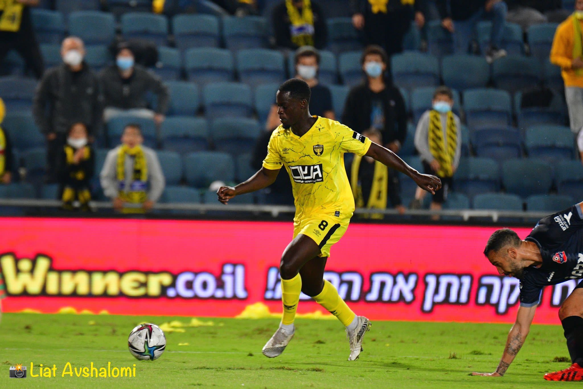 Edwin Gyasi plays pivotal role in Beitar Jerusalem victory against Hapoel Haifa