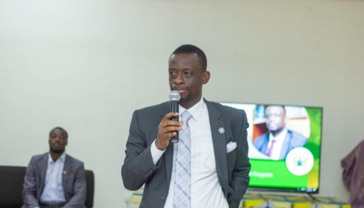 Private companies in Western Region should help improve relevant facilities in communities