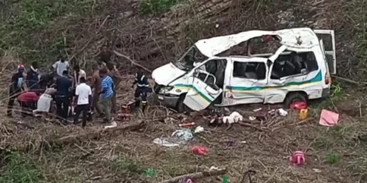 6 persons dead in fatal accident at Aprede in Eastern Region