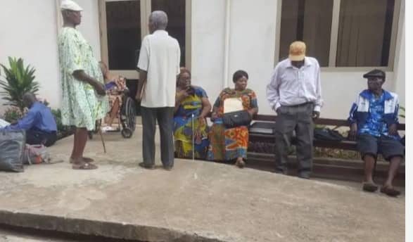 Effiakuma Local Branch of SSNIT Pensioners bemoan low monthly allowance