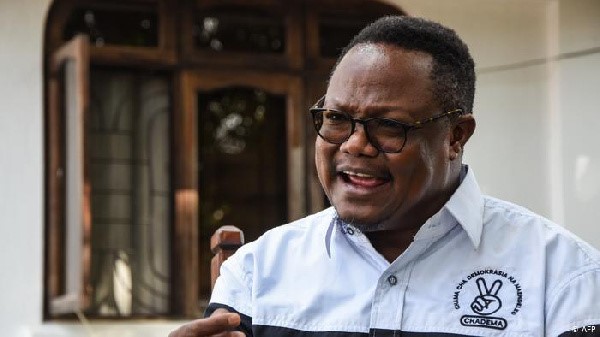 Exile Tanzanian opposition leader returns home after six years