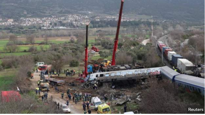 Dozens killed in Greece train collision