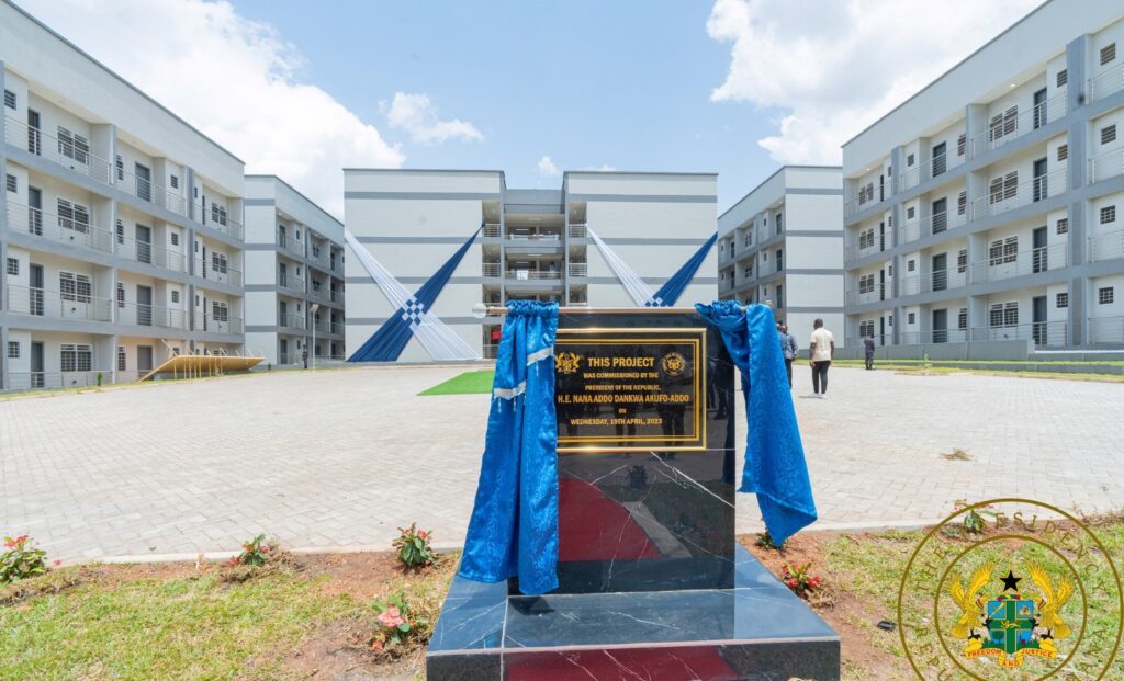 President Akufo-Addo commissions ultra-modern housing facility for the Police – Skyy Power FM