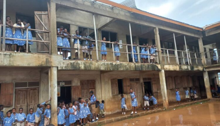 Sekondi Presby Basic School shutdown whenever it rains, students’ lives at risk – Skyy Power FM