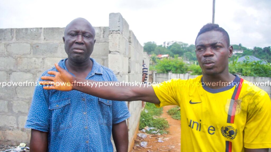 VIDEO:”Complete the 12 seater KVIP at Ngyiramoabakam to discourage open defecation” – Lawyer Blay tells STMA – Skyy Power FM