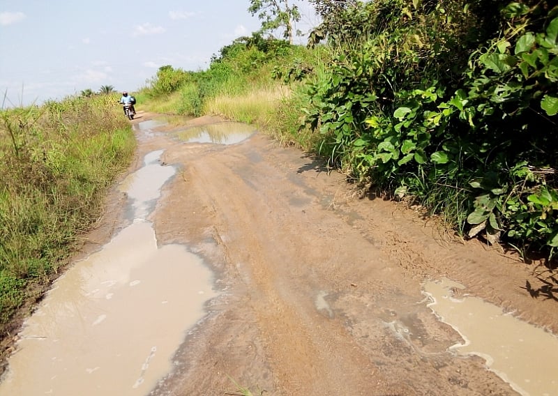 Butre Chief calls on authorities over deplorable community roads – Skyy Power FM