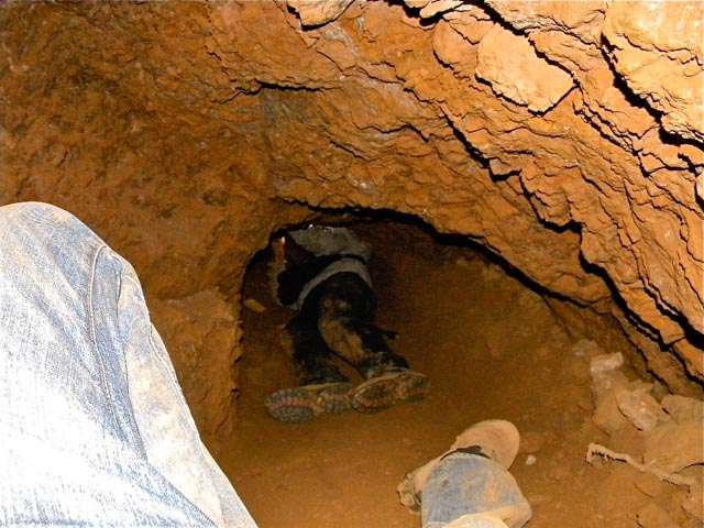 Illegal mining pit kills 7, injures 2 after caving in