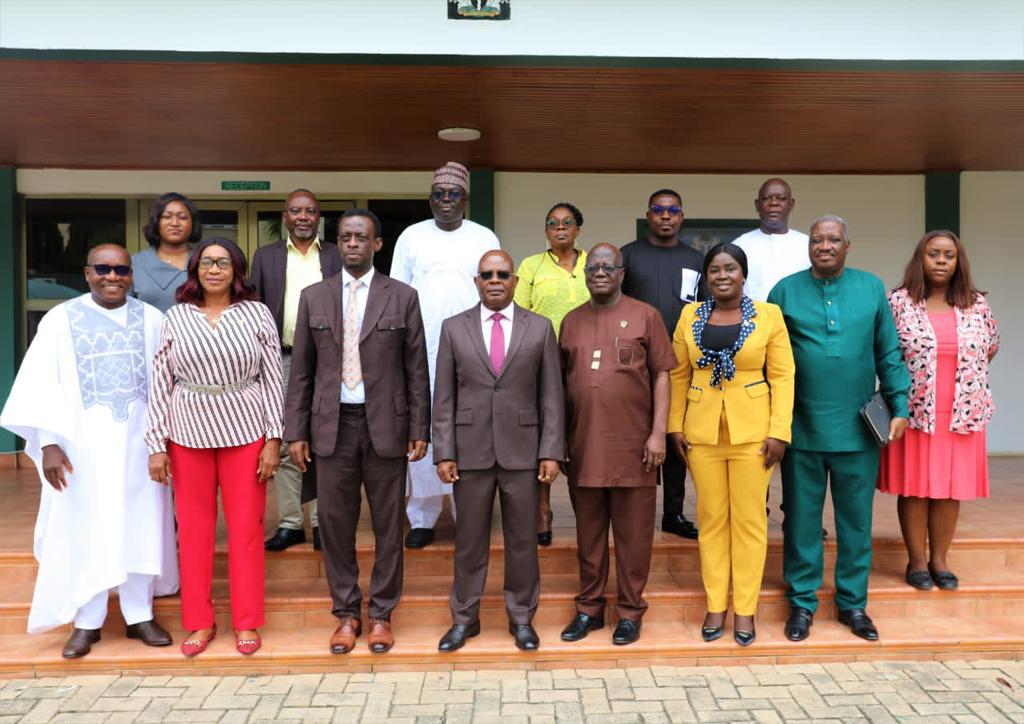 Western Regional Minister visits Nigerian High Commissioner to Ghana