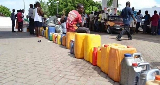 Shortage of premix fuel causes worry among fishermen in New Takoradi