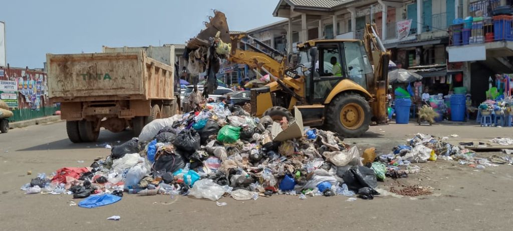 STMA clears heap of rubbish at Market Circle after complaints from Skyy Power FM listeners