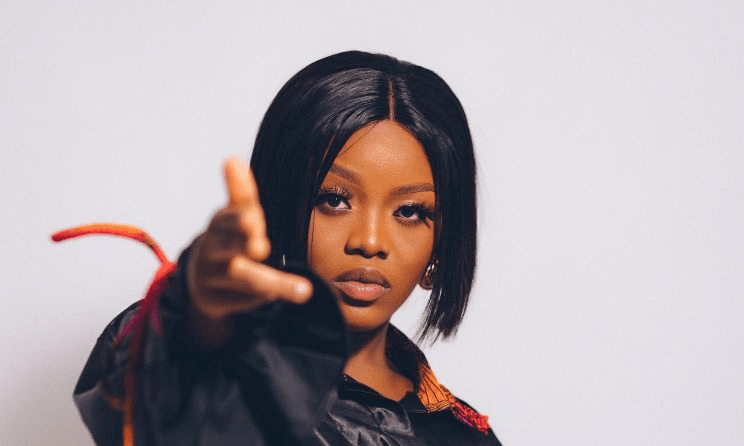 Gyakie steals show with sensational dance moves at Berekum's Hang Out Festival