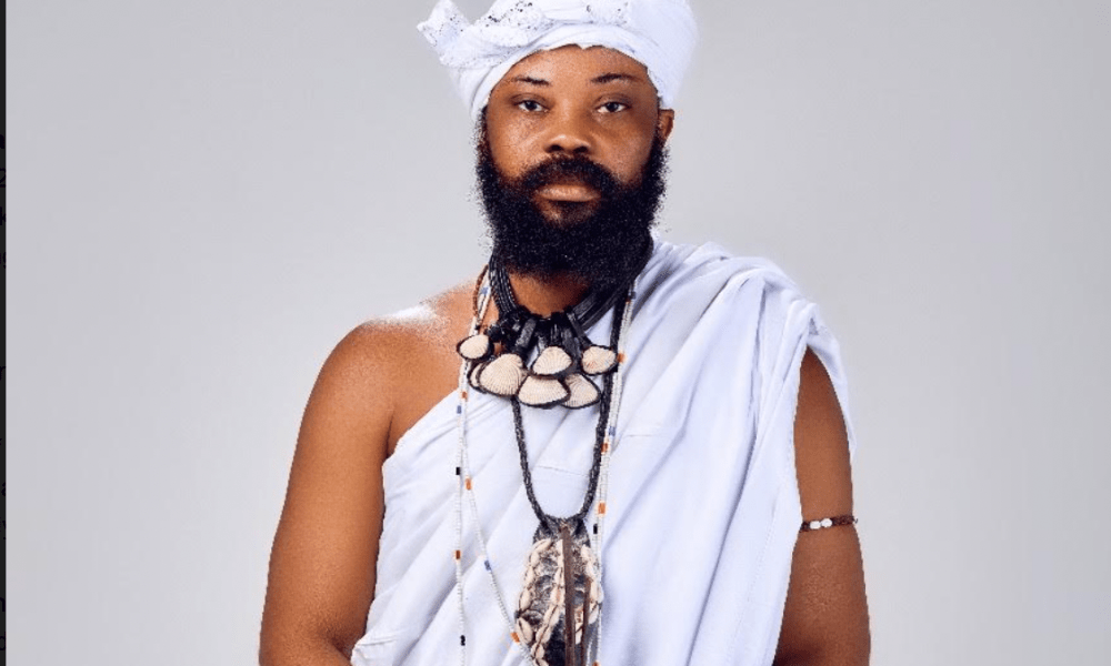 Mekra Mekra’s ‘Candle Light’