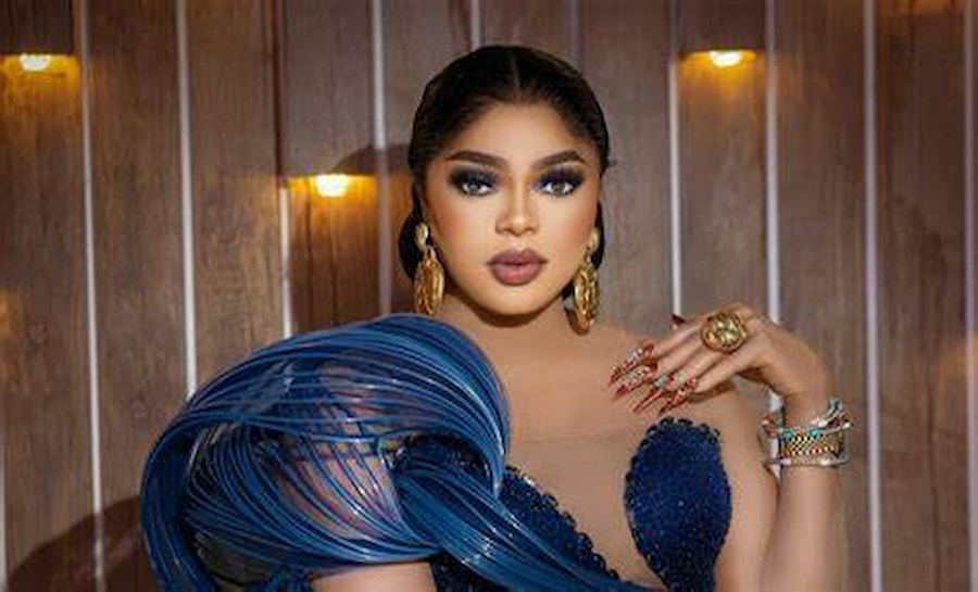 I love gbola too much – Bobrisky Begs Women to stop chasing him